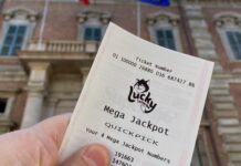 Logan Reserve woman wins $200k lottery prize