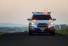 Three hurt in car crash